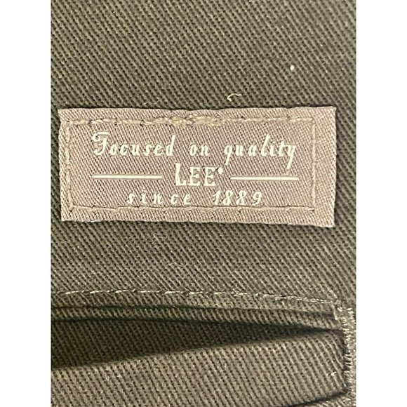 Lee Mens size 40 x 29 Brown Focus on quality performance Khakis Pants - Picture 3 of 16